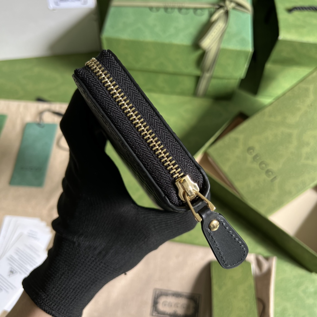 G*u*i wallet-19*10*2cm