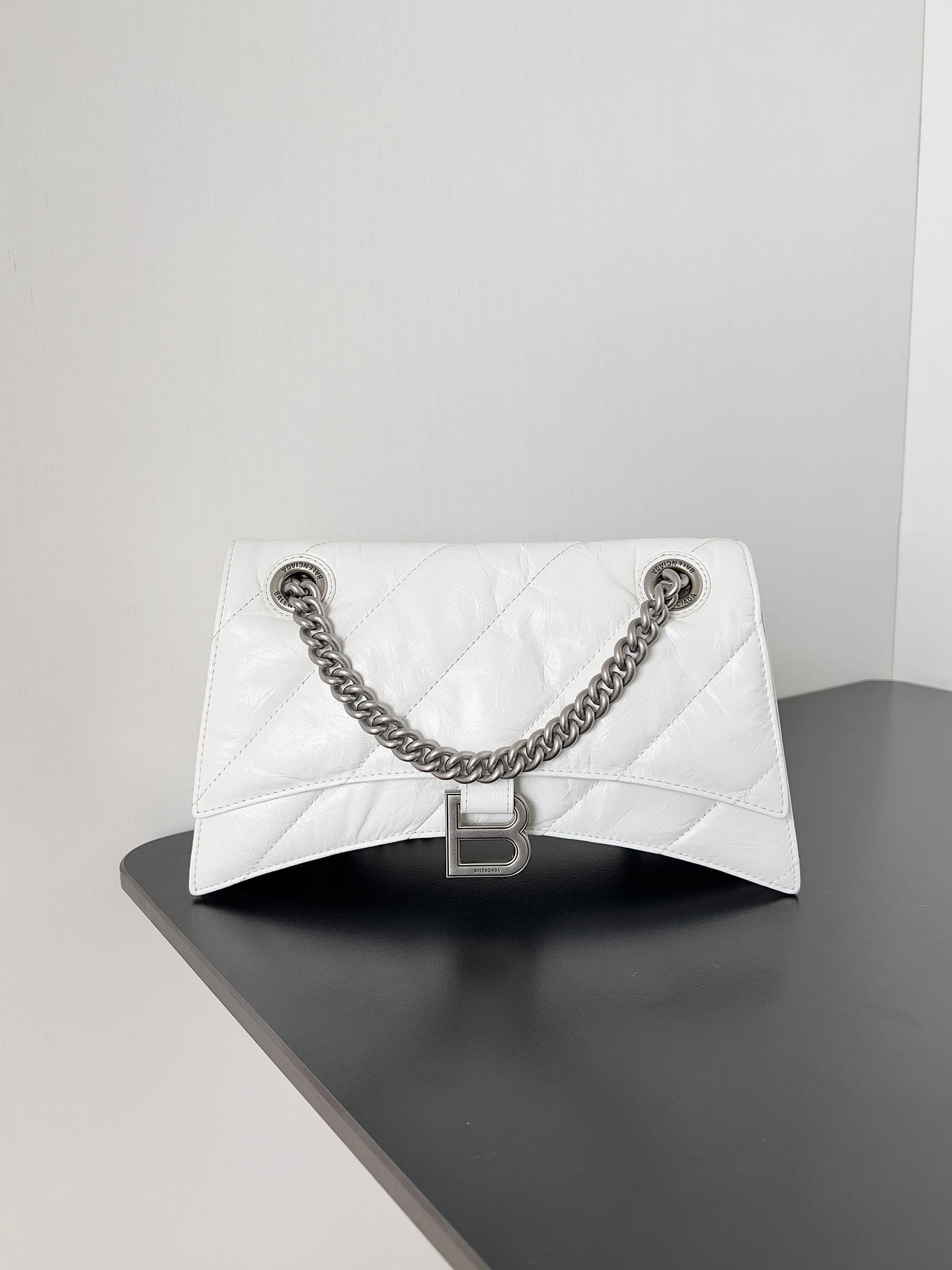 Ba*len*cia*ga crush chain bag-25.5*10*15.5cm
