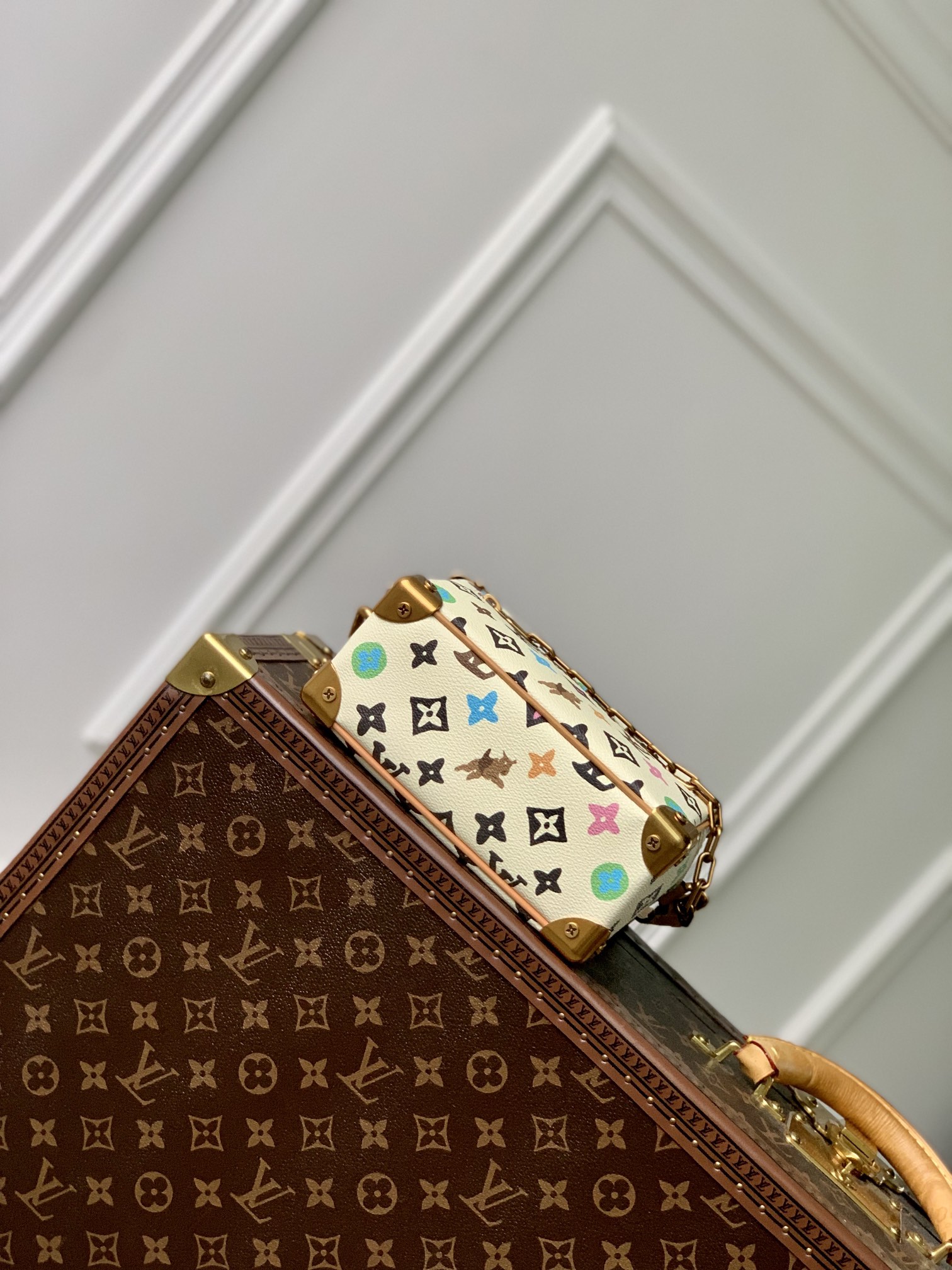 l0*is V*t0n mini soft trunk m25132-18.5 x13x8cm