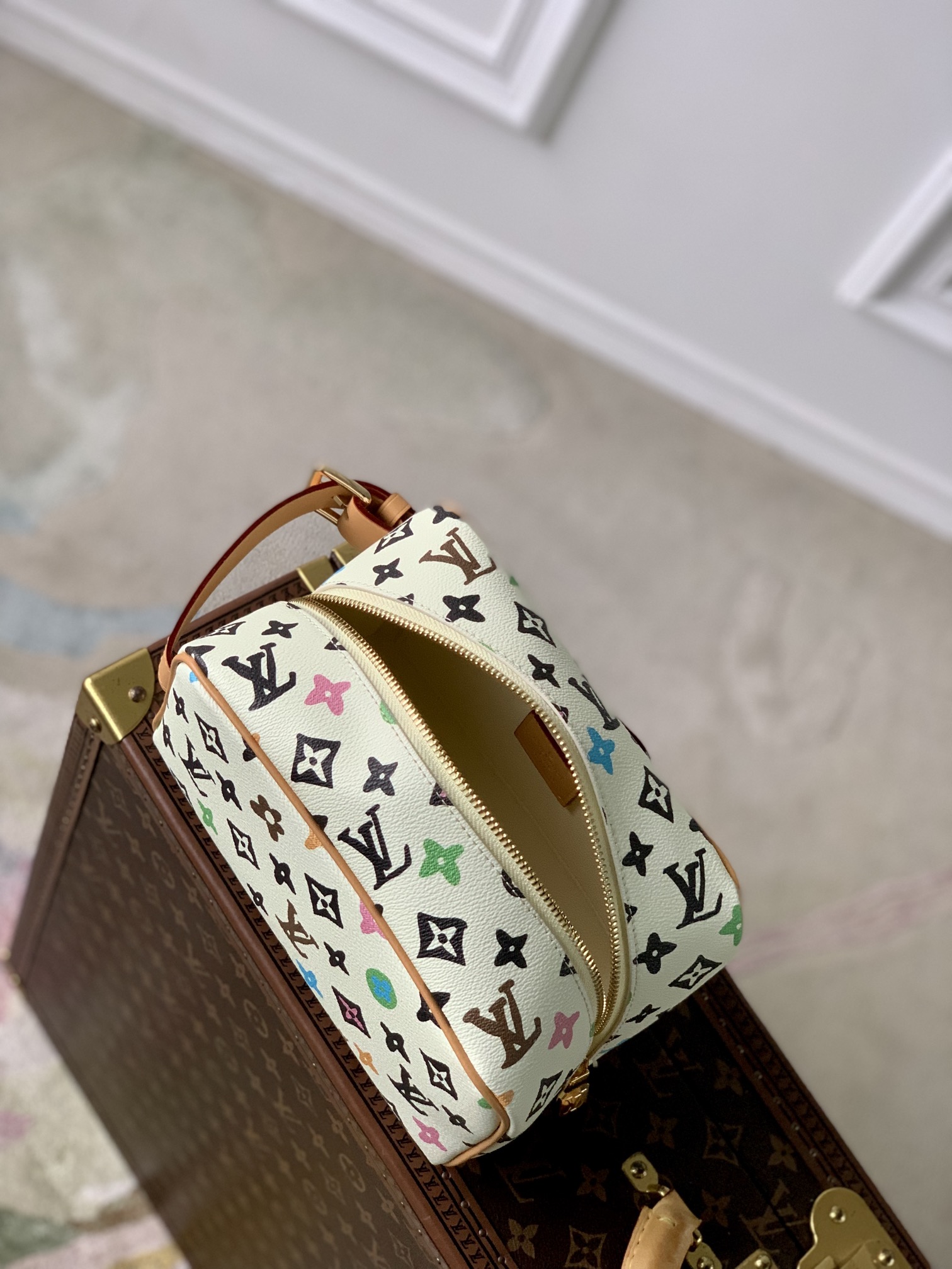 l0*is V*t0n monogram craggy pouch-23*13*12cm