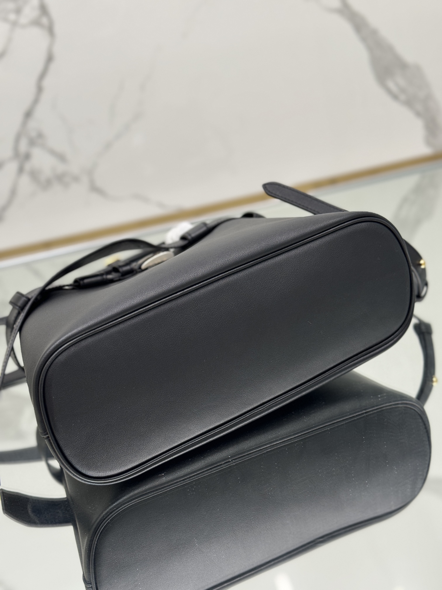 Pra*a double1ba434 bag-32Ｘ23Ｘ11cm