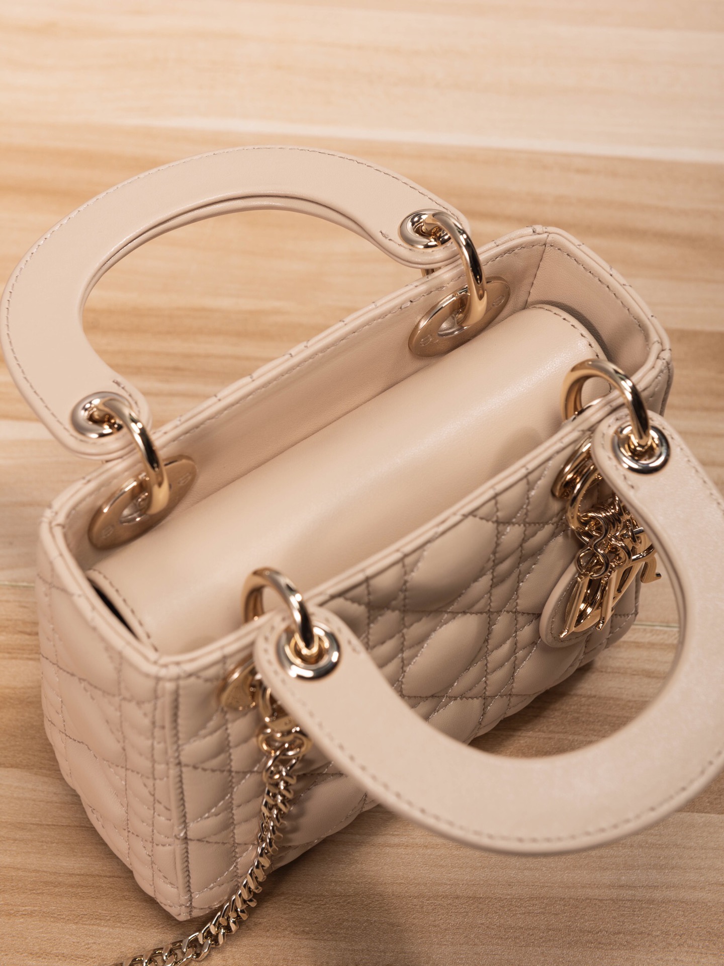 lady D*or mini-17*15*8cm