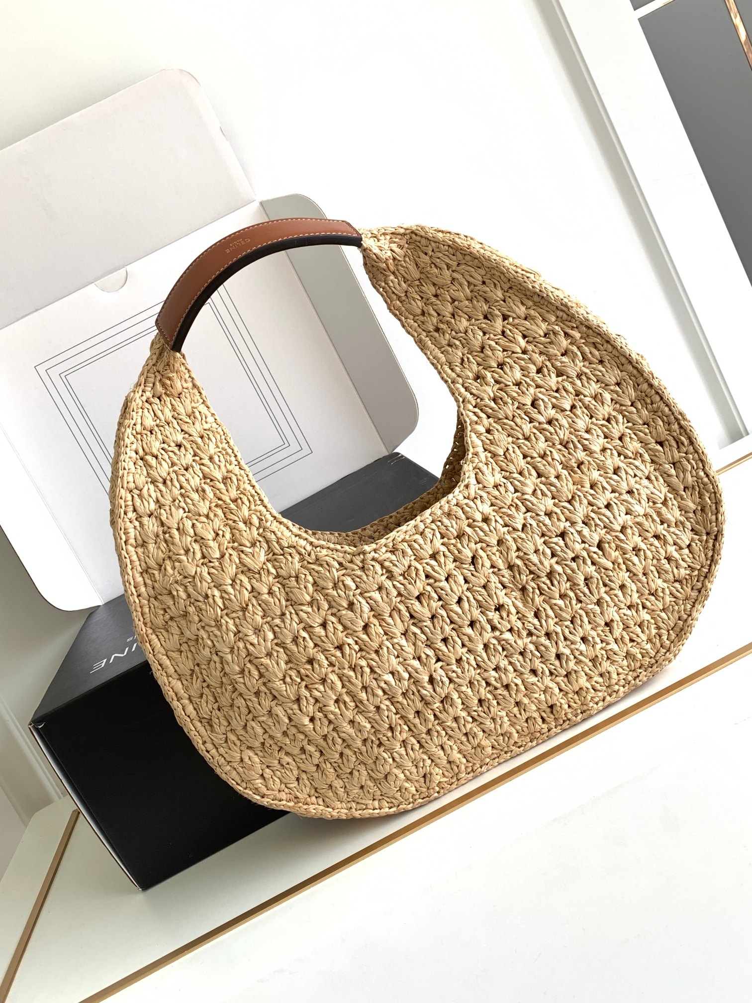 Ce**e classic panier bag-33 x 16 x 4cm