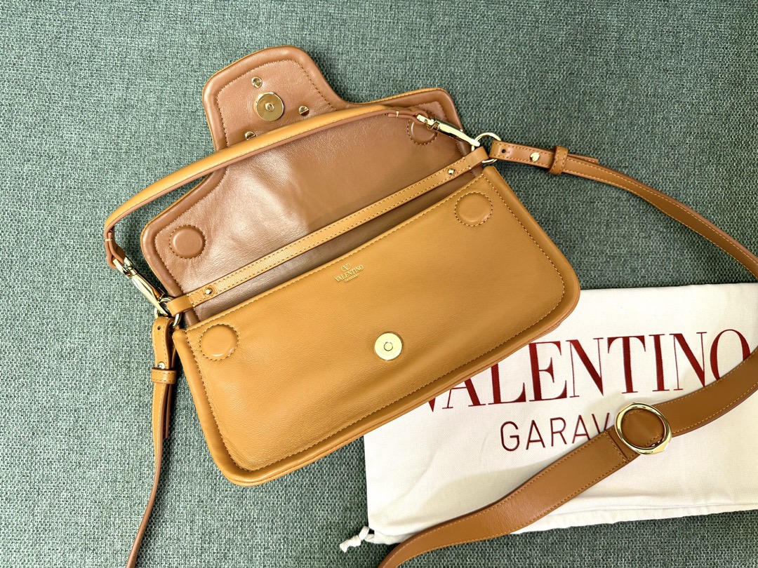 Va1e*ntin0 vlogo signature bag-26*1399cm