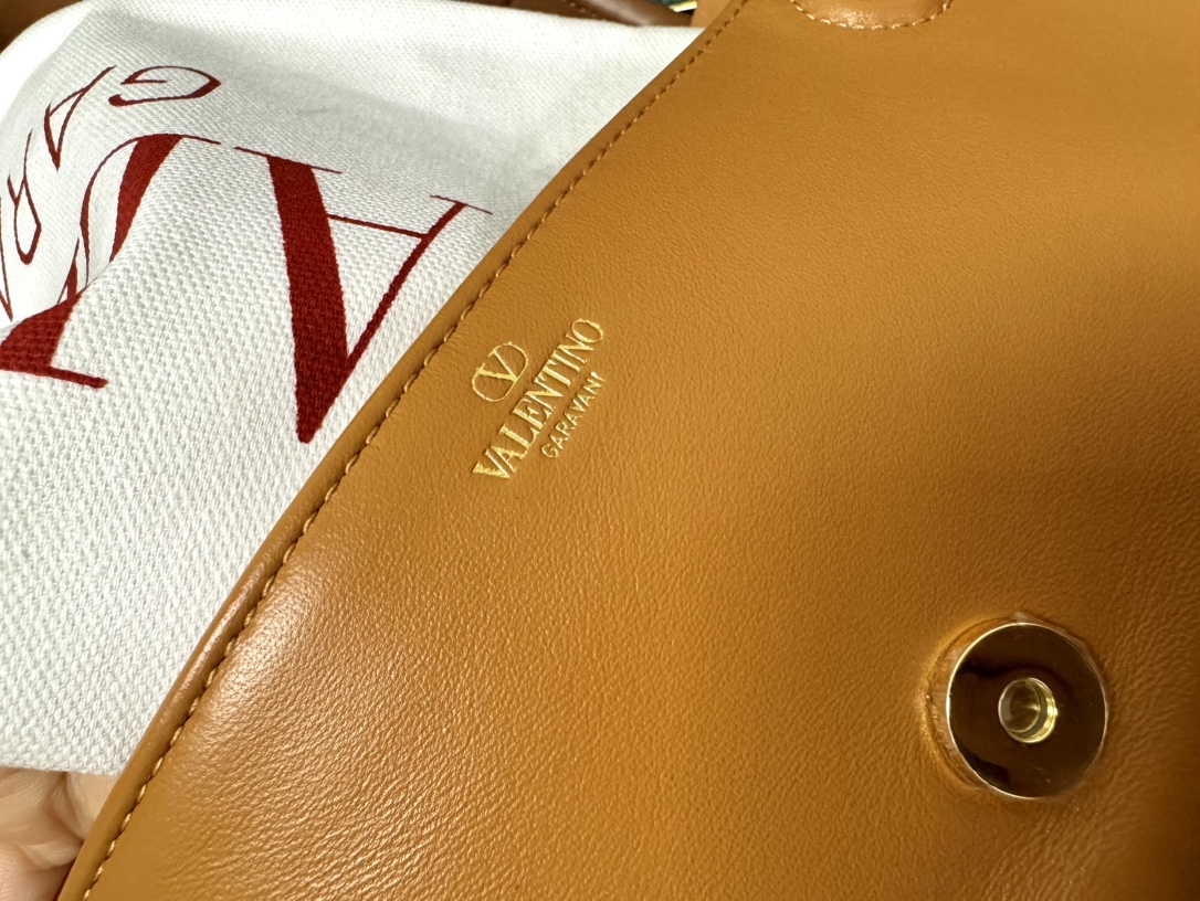 Va1e*ntin0 vlogo signature bag-26*1399cm