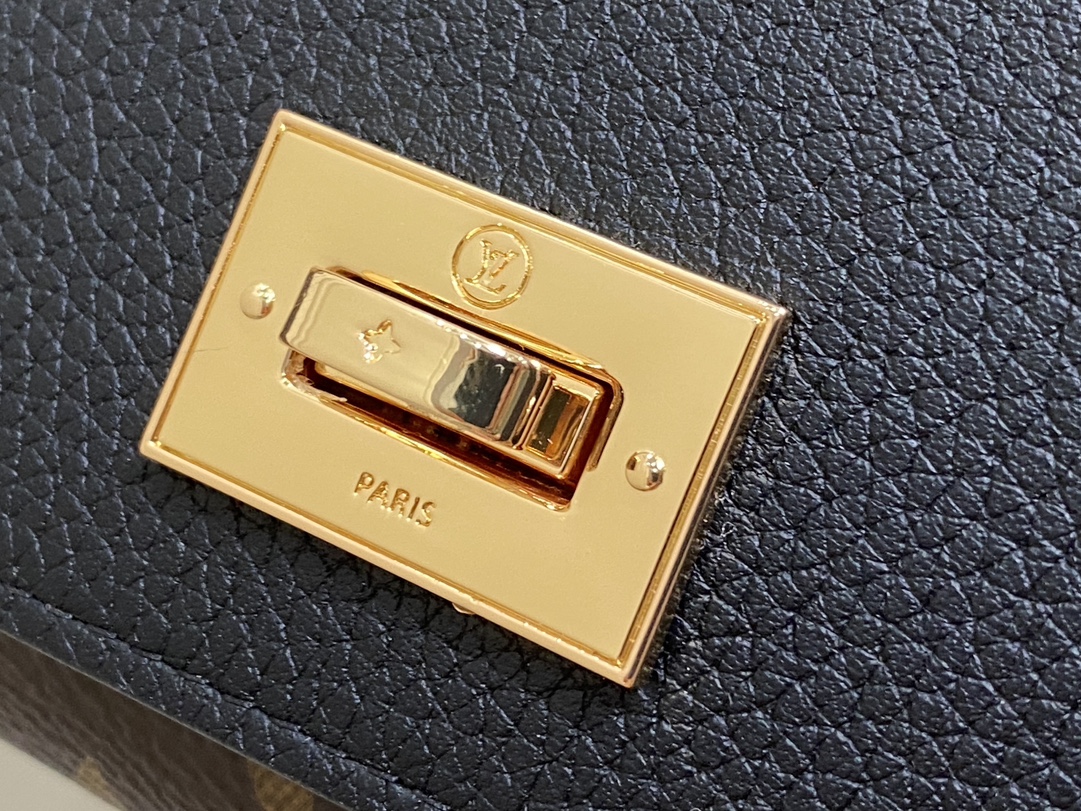 l0*is V*t0n victorine on my side12*9.5*2.5cm