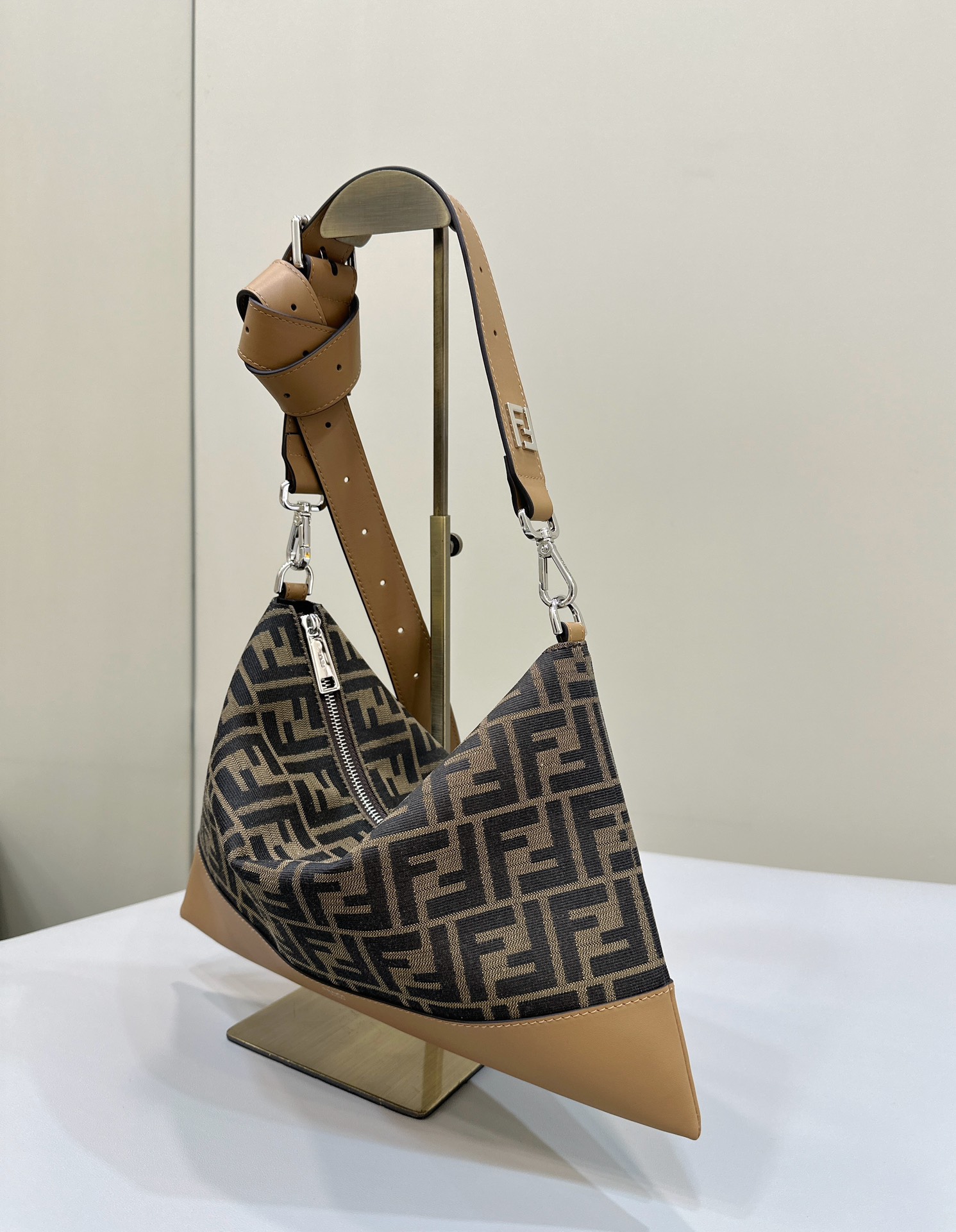 F**di baguette bag-33.5x23cm