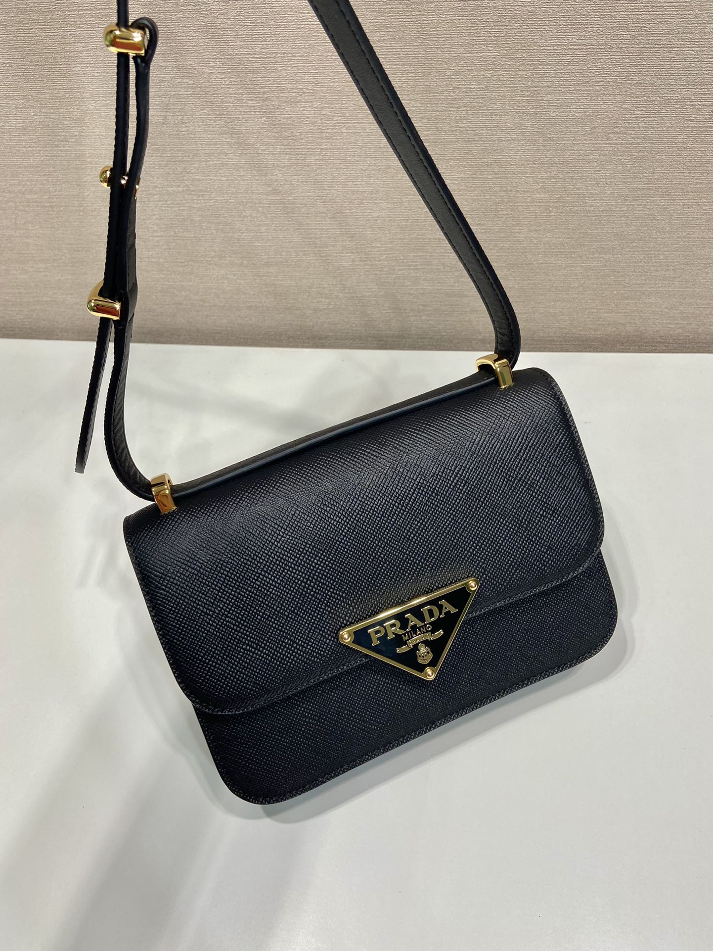 Pra*a 1bd320 bag-22*16*6cm
