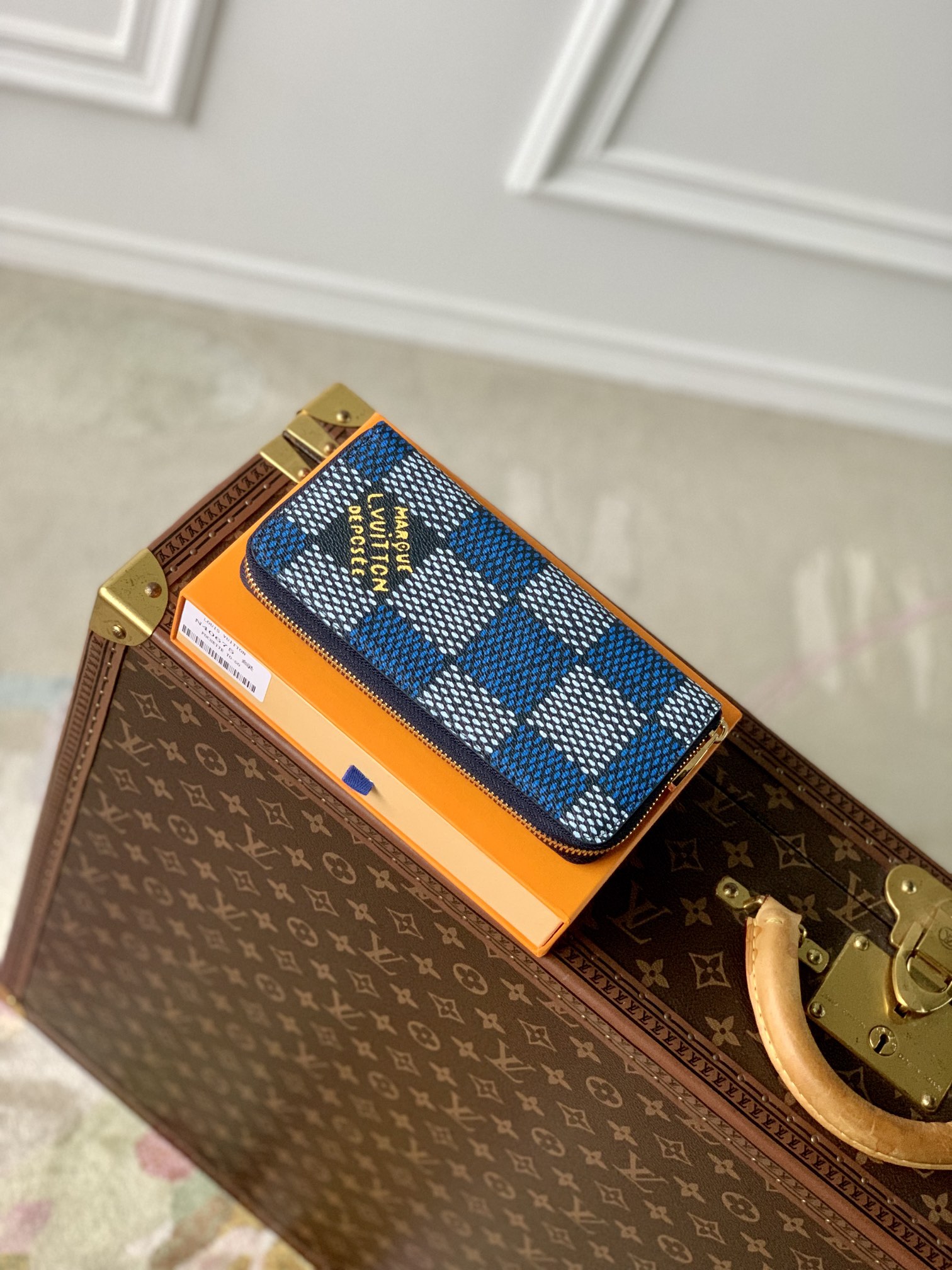 l0*is V*t0n zippy wallet n40675-10 x 20 x 2cm