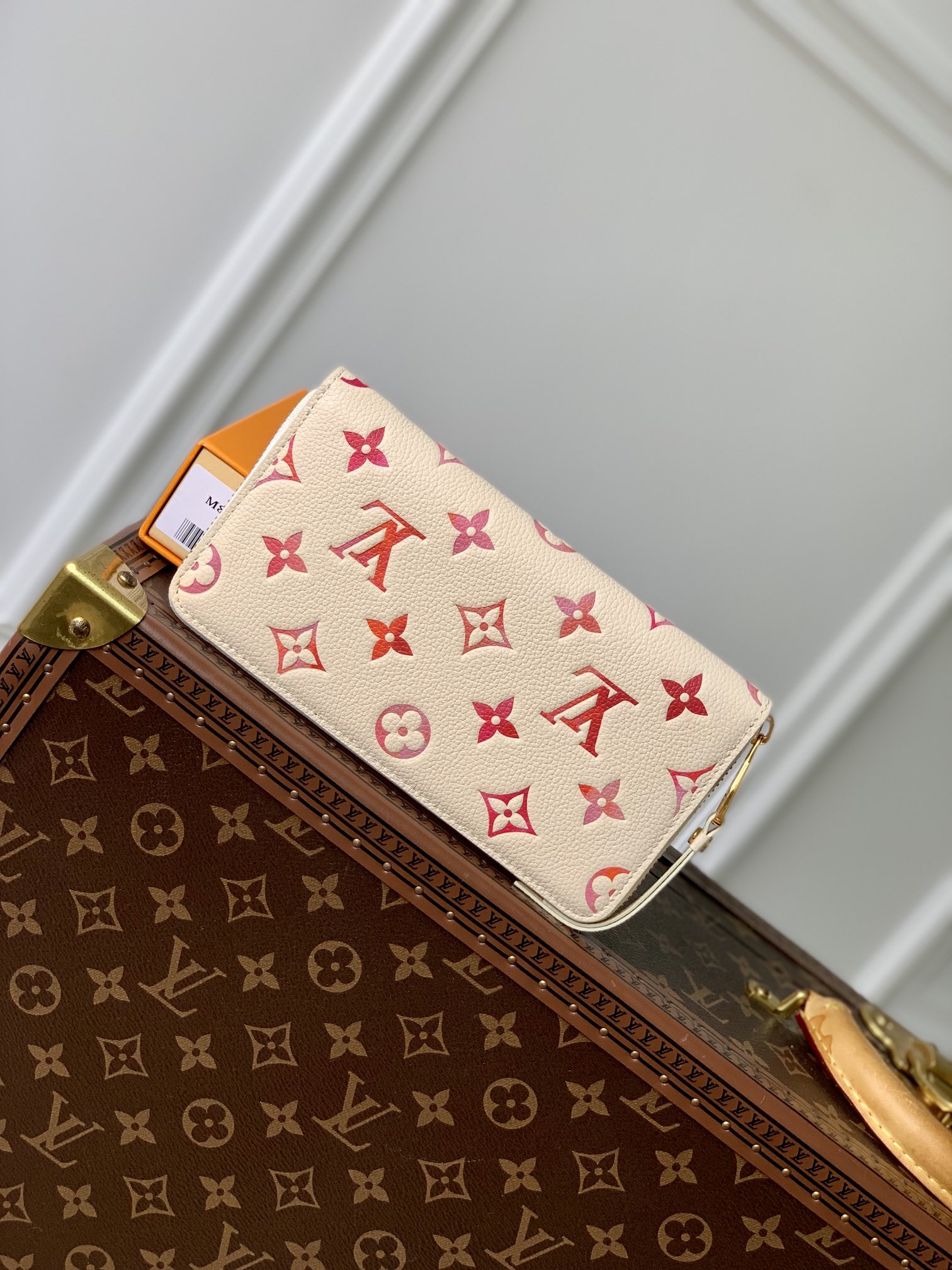 l0*is V*t0n zippy wallet n40675-19.5x10cm