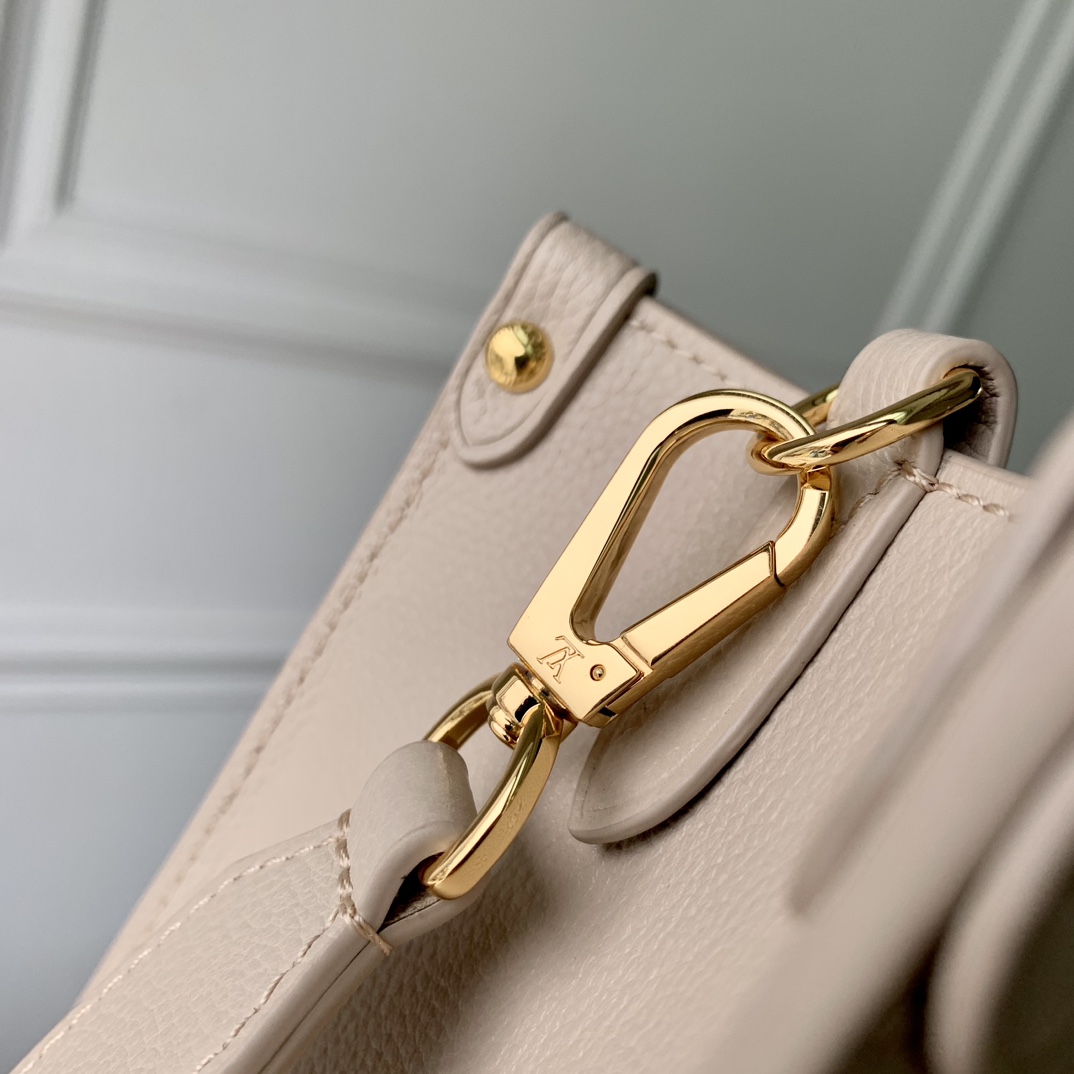 l0*is V*t0n lock and go handbag-24.5 x 19 x 10.5cm
