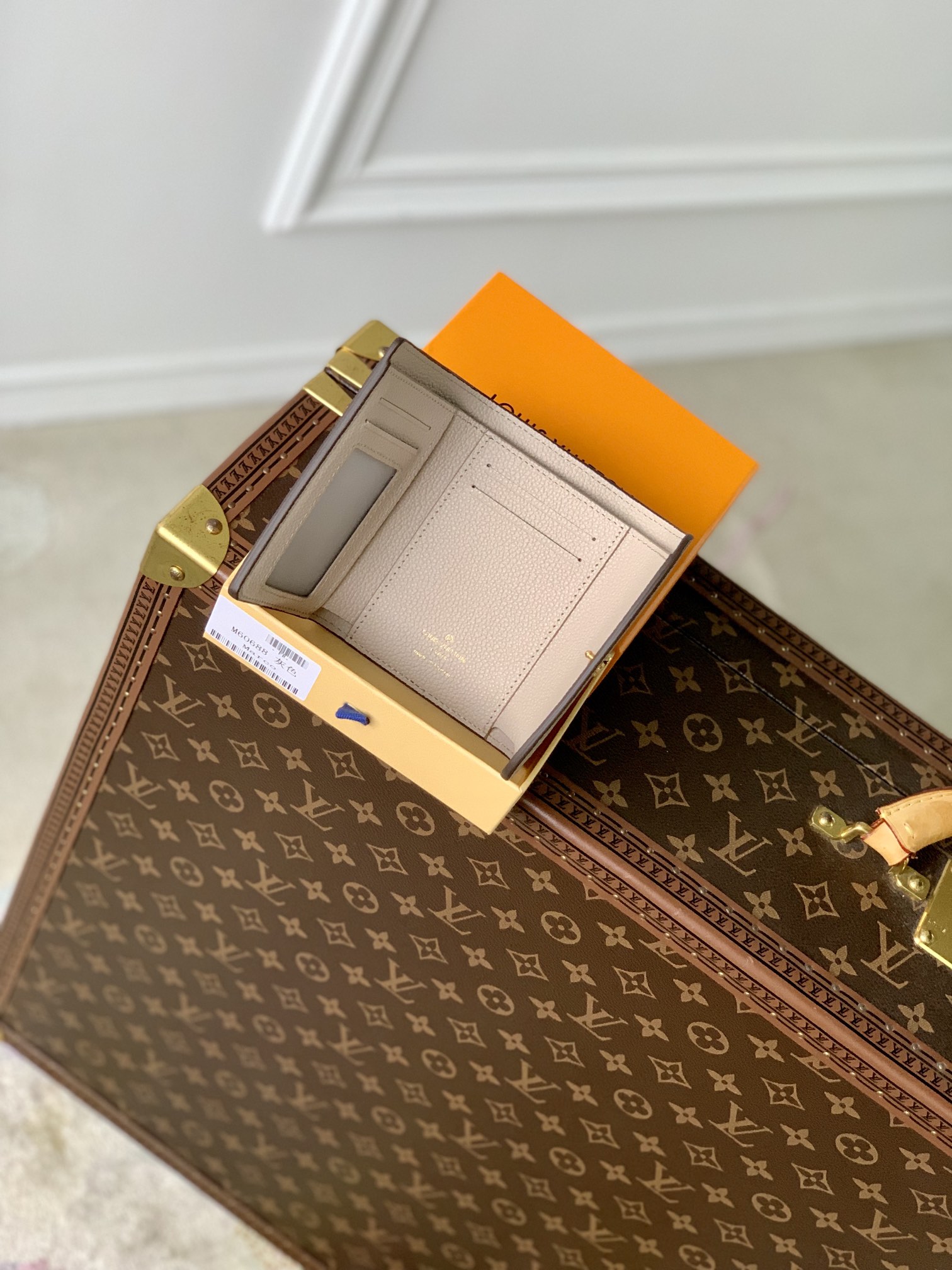 l0*is V*t0n wallet-m83231-11×8cm