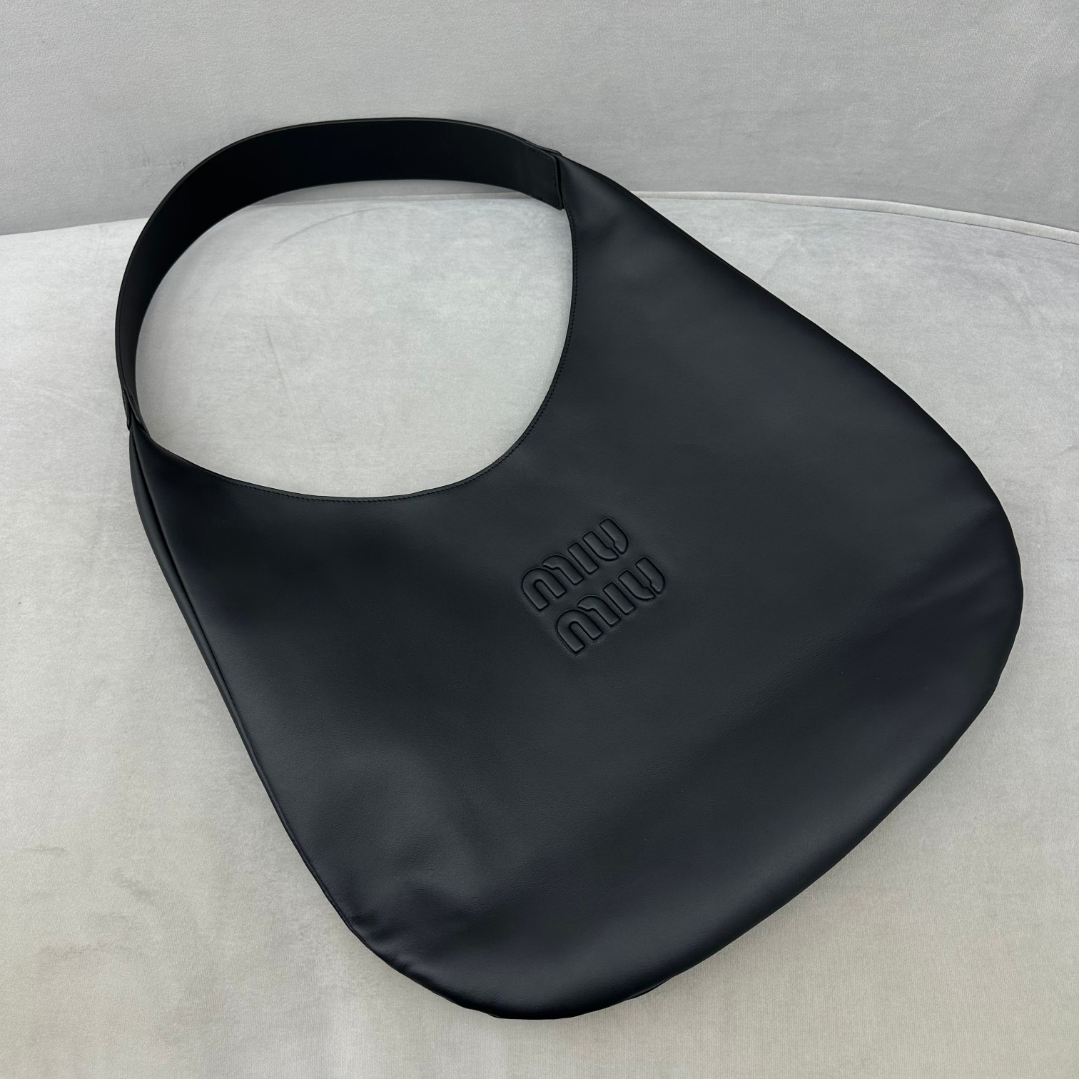 M*um*u 2024ss hobo tote-42.5*30cm