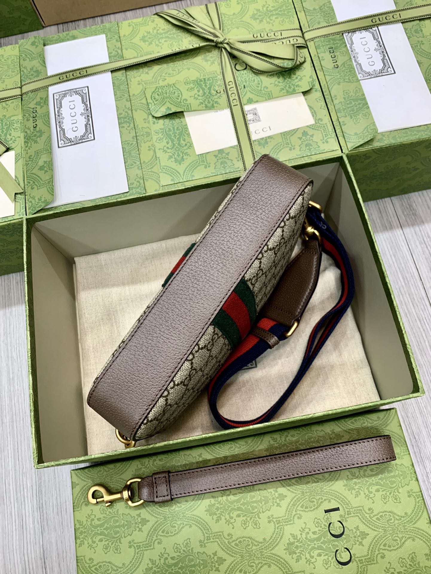 G*u*i ophidia bag-23.5x 16 x 4.5cm