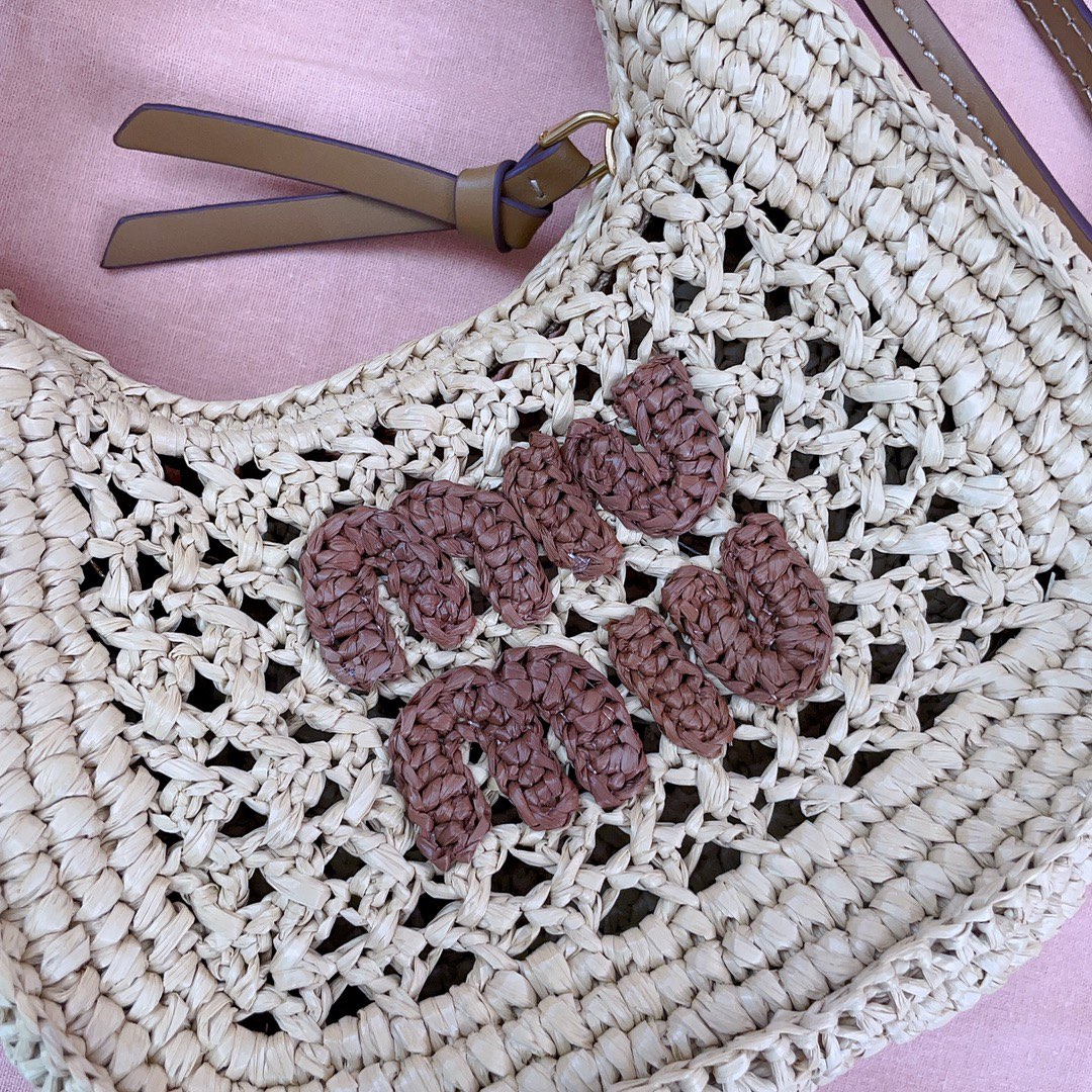 M*um*u wander crochet-knit shoulder bag-20x 17 x6cm
