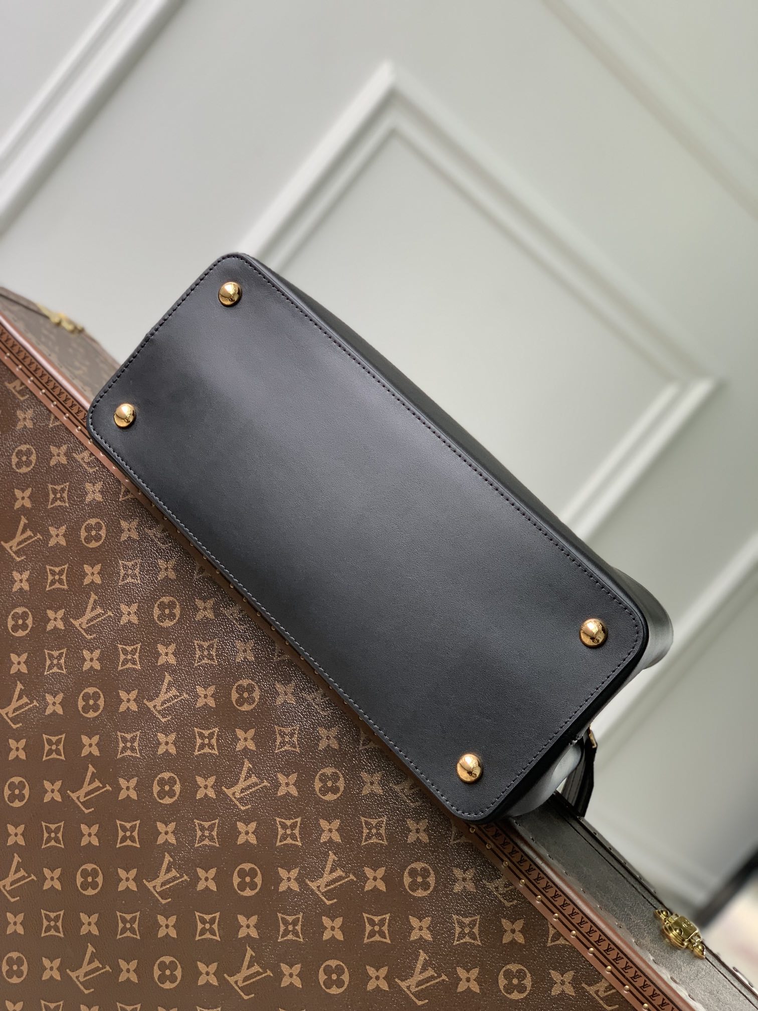 l0*is V*t0n capucines souple handlebag-38 x 23 x 16cm