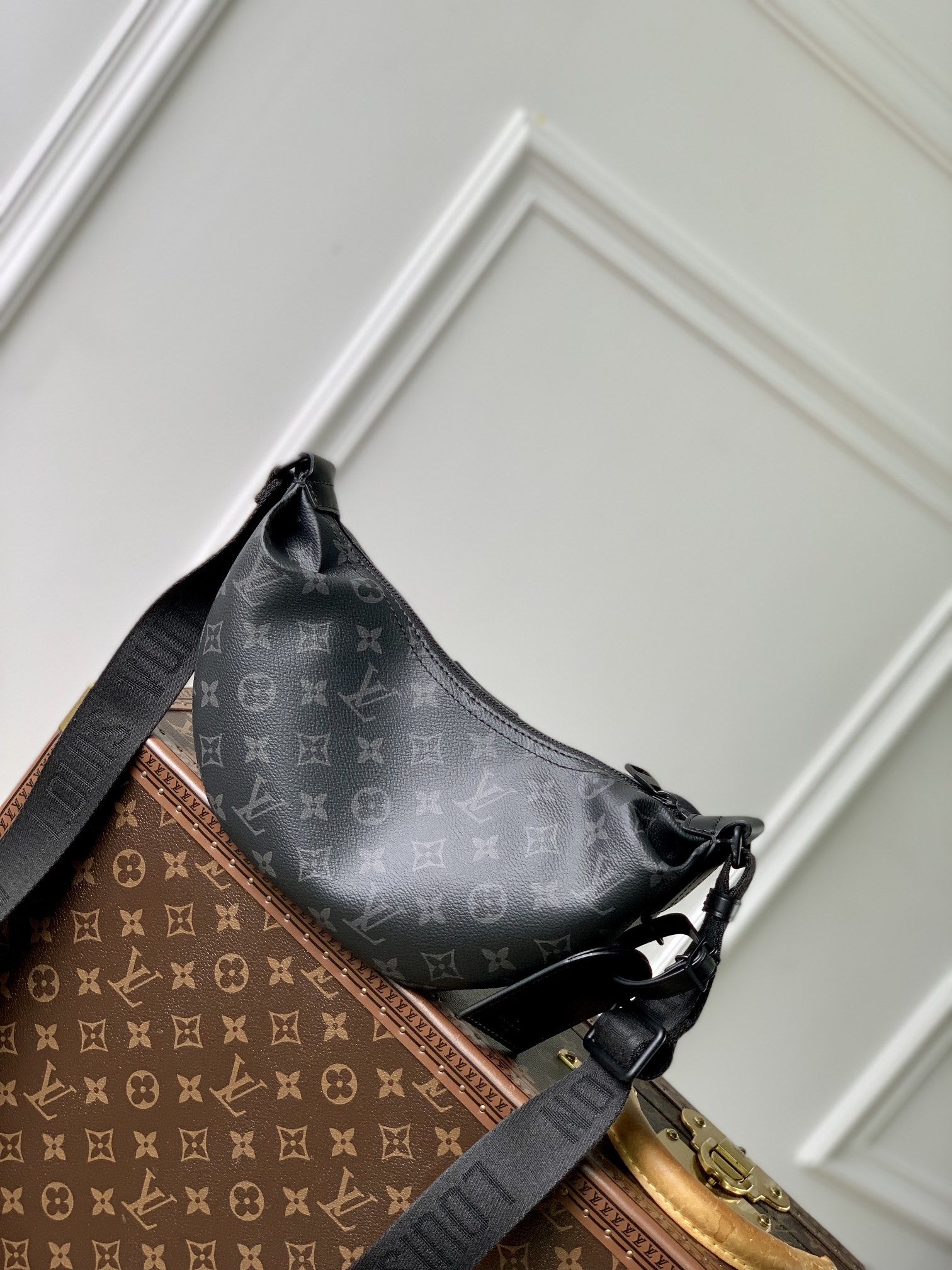 l0*is V*t0n hamac bag-28.5 x 15 x 8cm