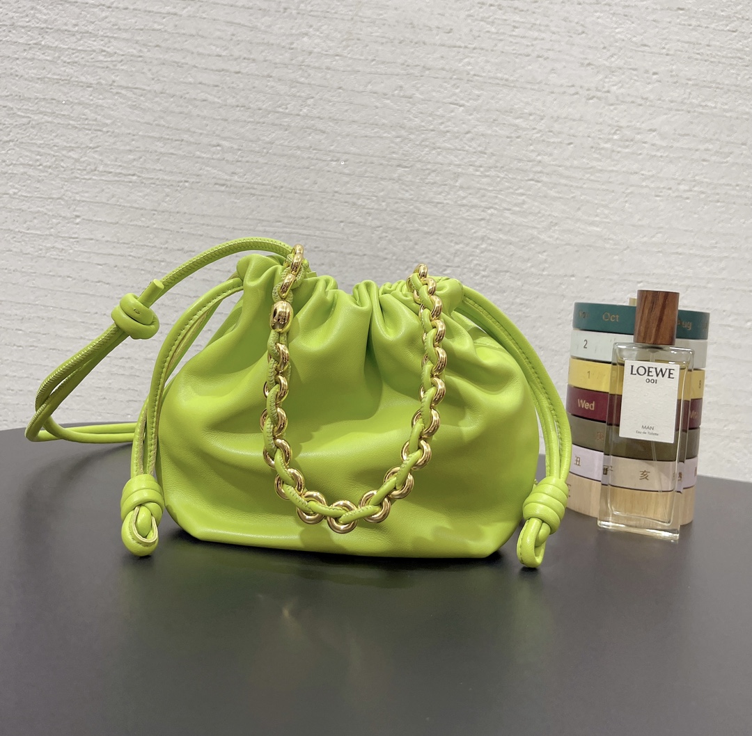 L0ew* flamenco purse 23*5.5*17cm