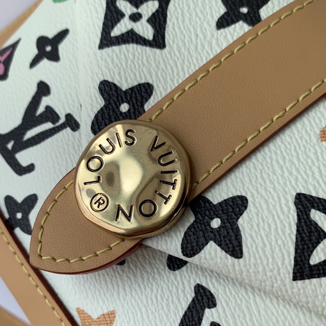 l0*is V*t0n envelope bag-23.5 x 15.5 x 8.5cm