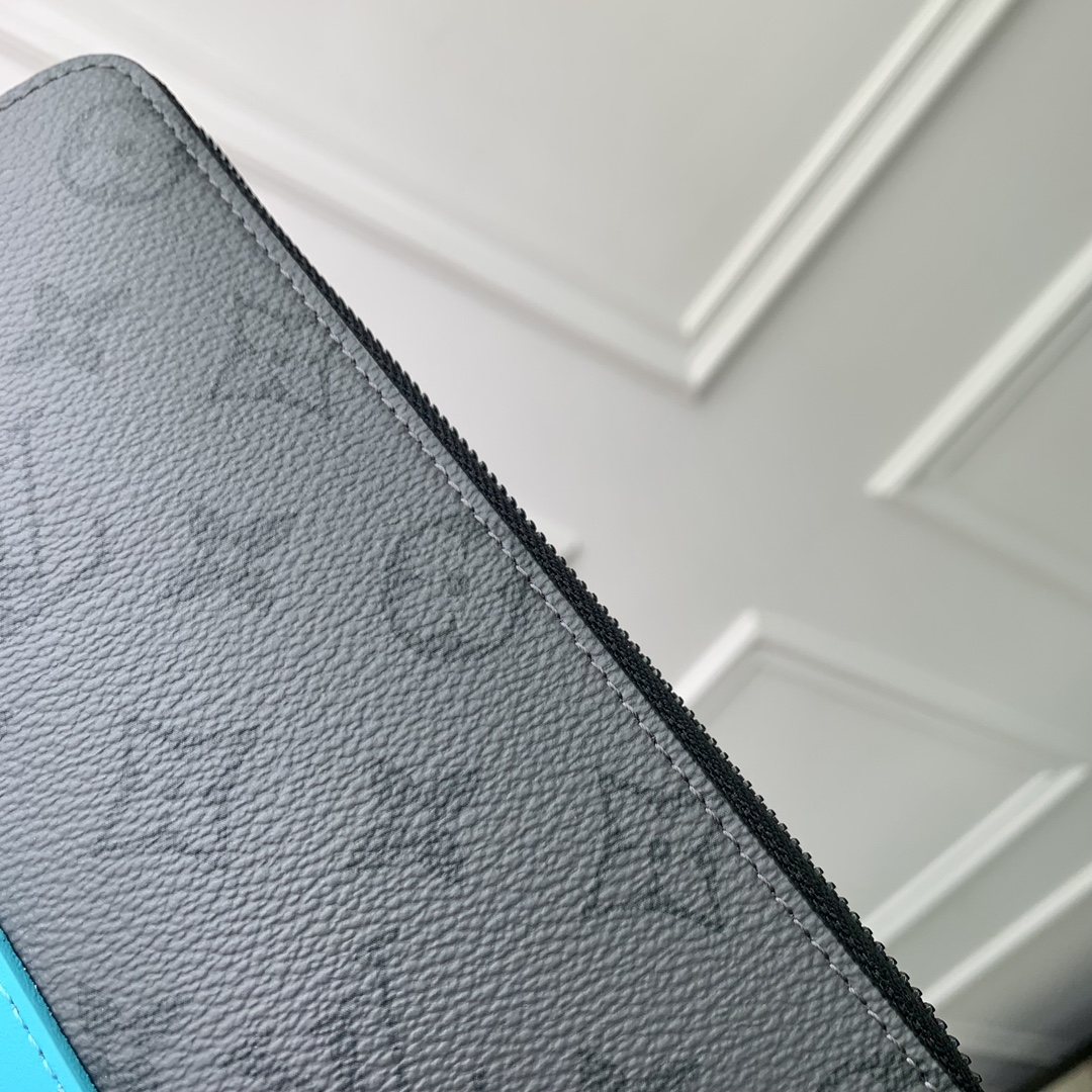 l0*is V*t0n zippy wallet- m1152-10*20*2cm
