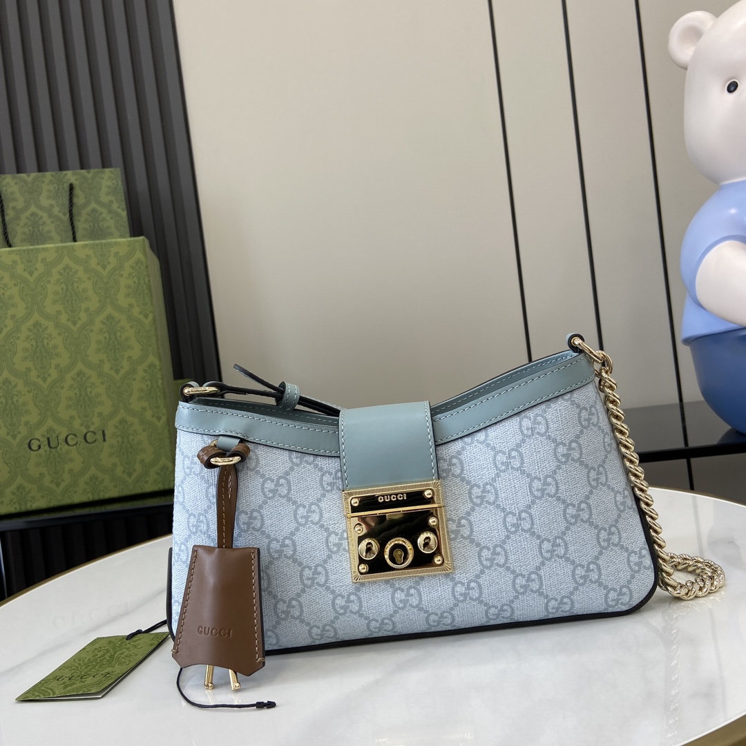 G*u*i padlock bag-26.5 x 13.5 x 4.5cm
