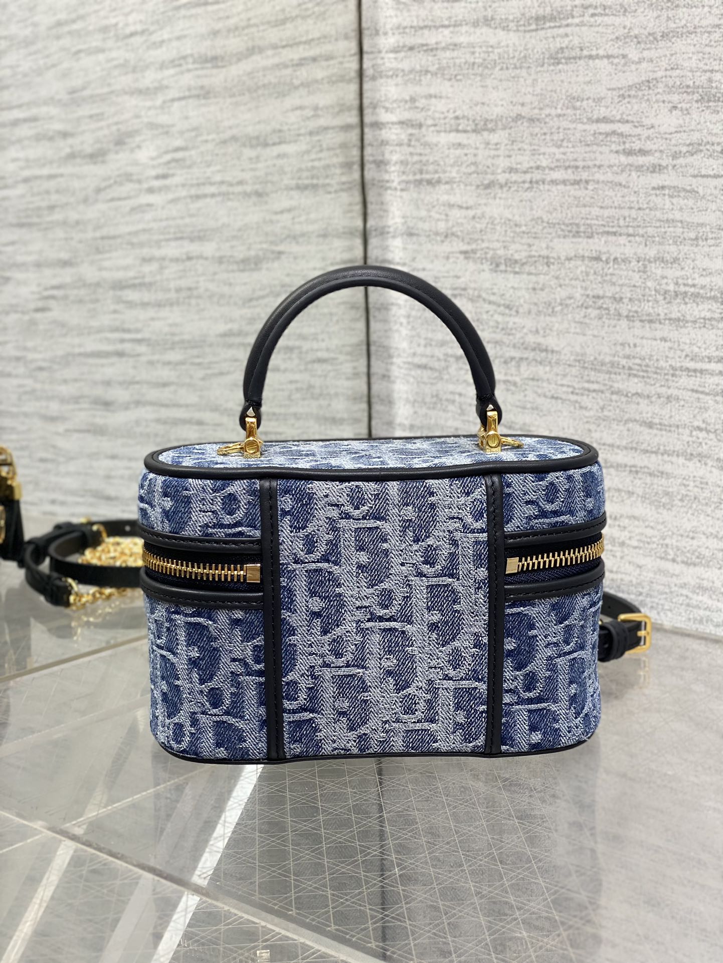 D*or 30 montaigne vanity-16.5*8*9.5cm