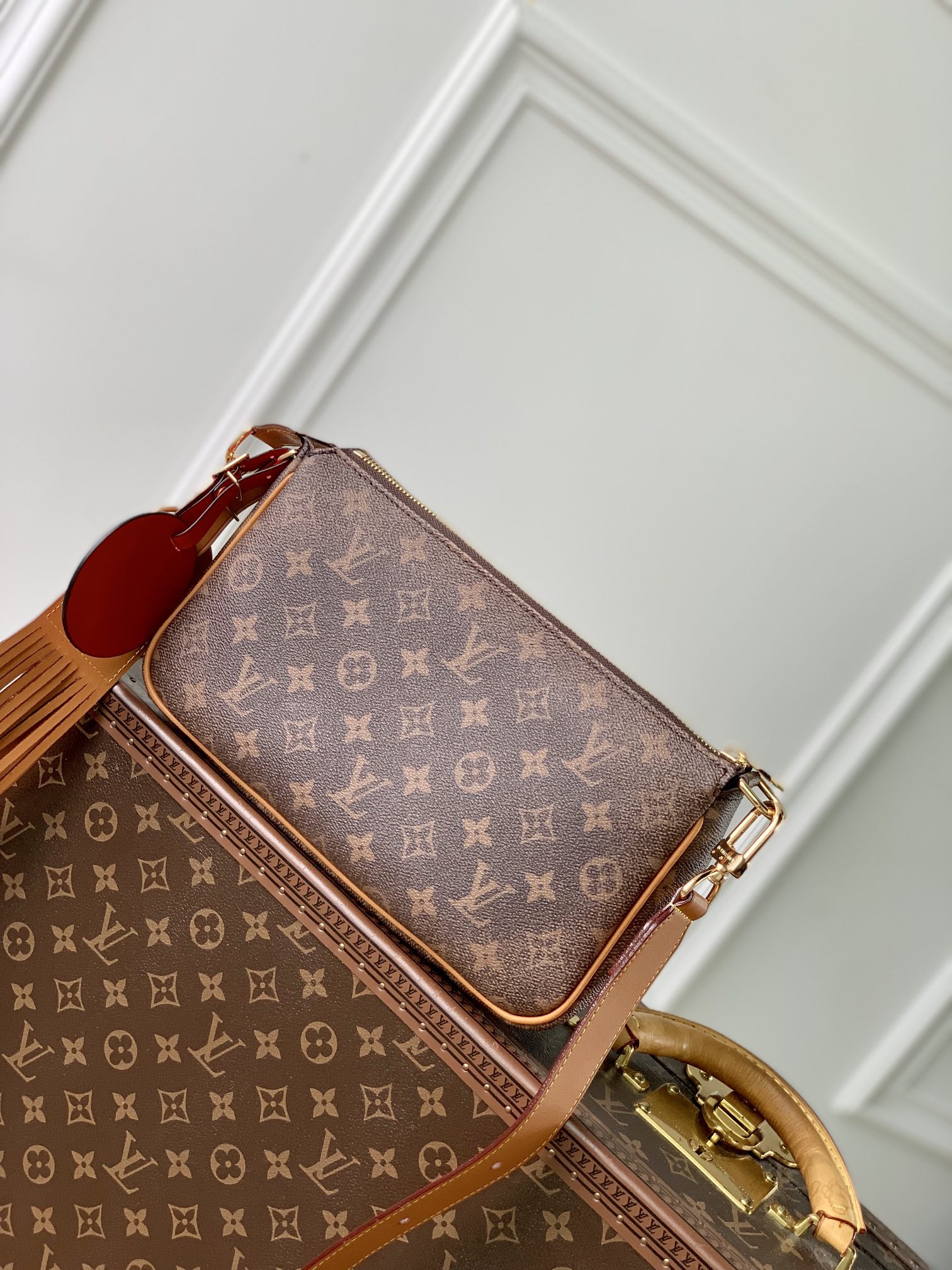 l0*is V*t0npochette accessoire xl m11623-28*16.5*9cm