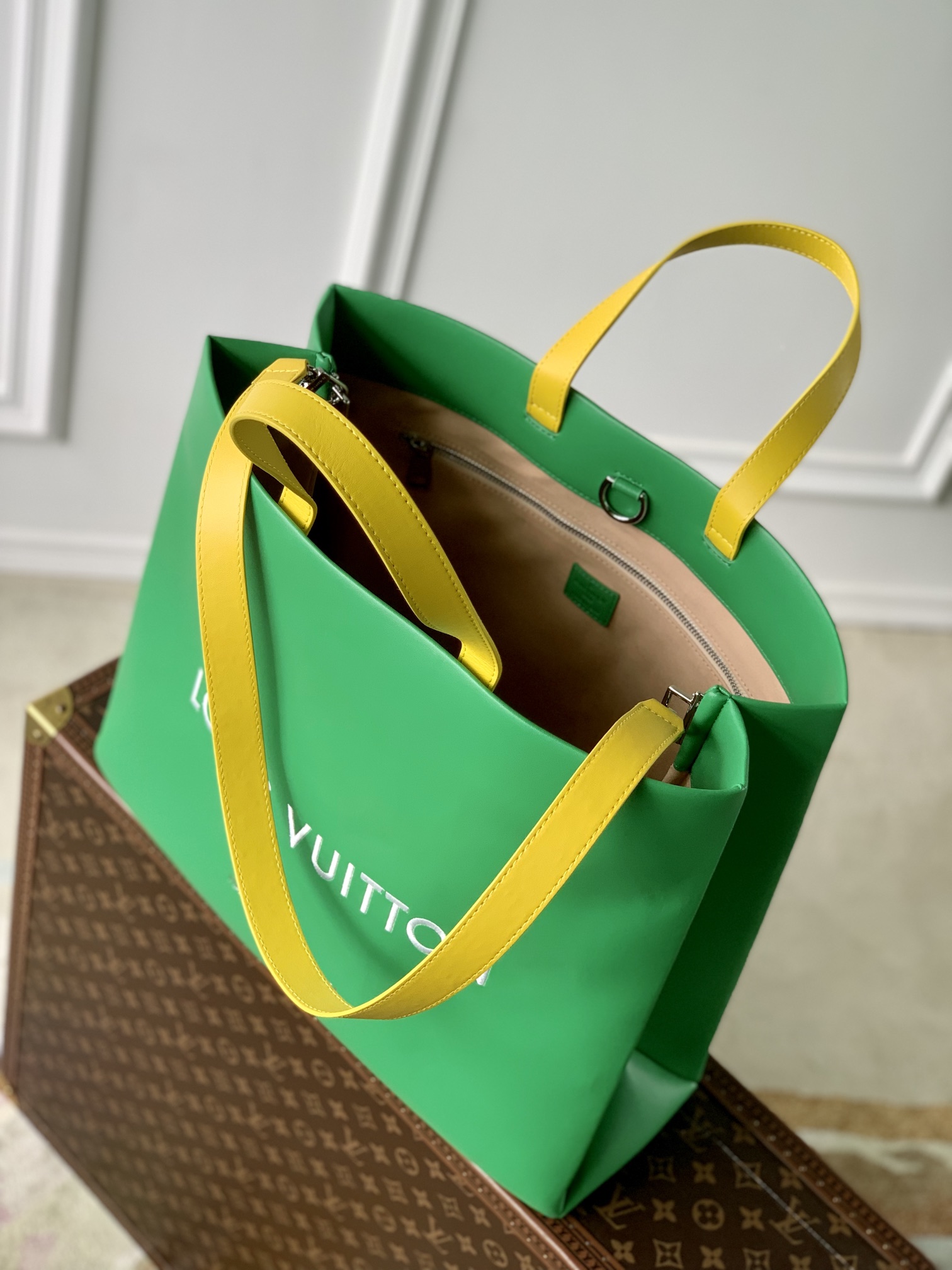 l0*is V*t0n shopper handbags-40 x 32 x 16cm