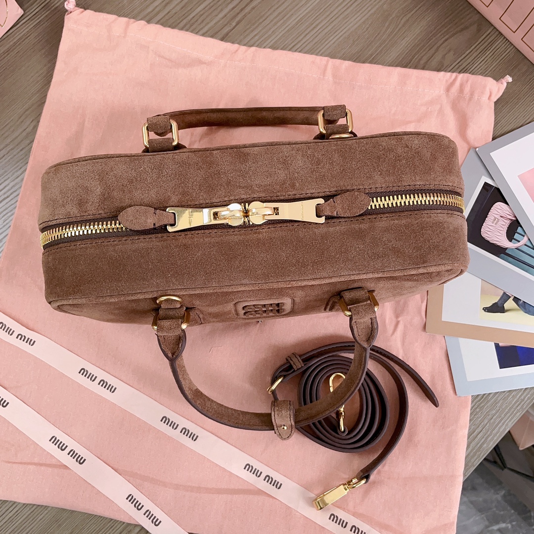 M*um*u top handbags-27x12x9cm
