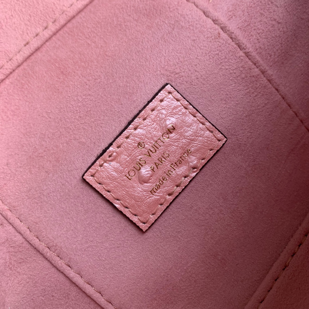l0*is V*t0n cosmetic bag-n85806-19*11.5*6.5cm
