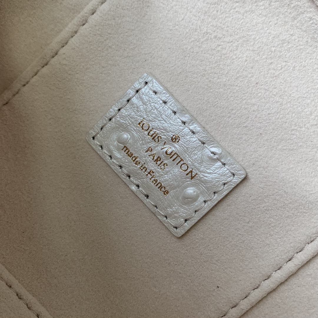 l0*is V*t0n cosmetic bag-n85806-19*11.5*6.5cm