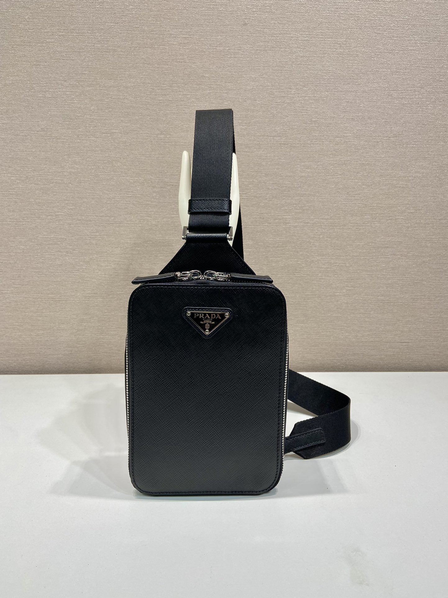 Pra*a 2vz106 Pra*a brique saffiano leather bag-14*20*5cm