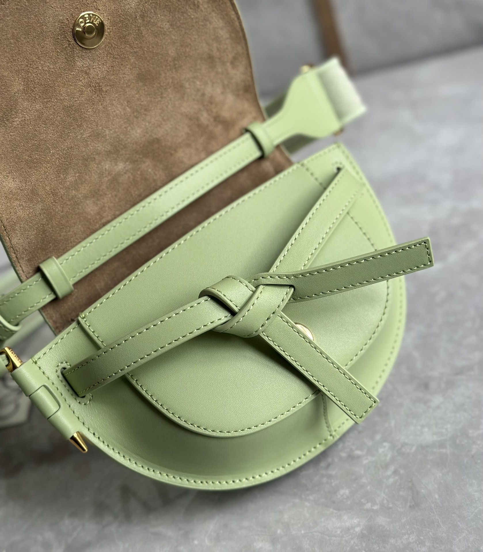 L0ew* mini puzzle gatedual bag-21*12.5*9cm