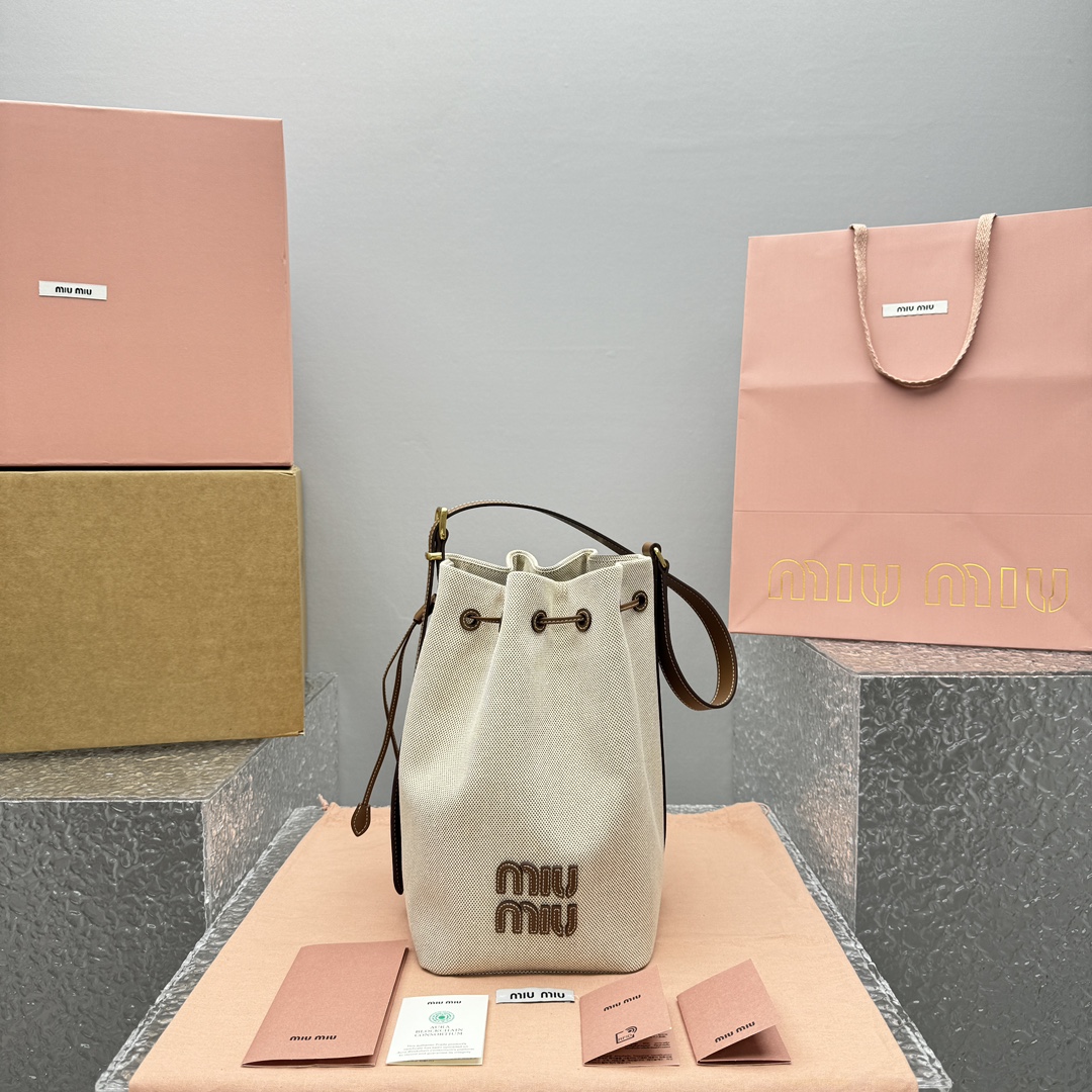 M*um*u bucket-23*17*29cm