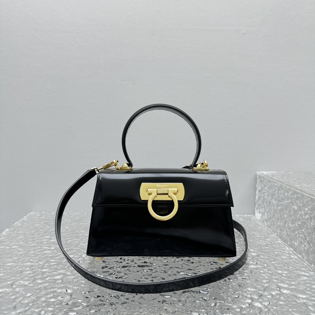 Ferragamo Top-handle Bag-21*13*8.5CM