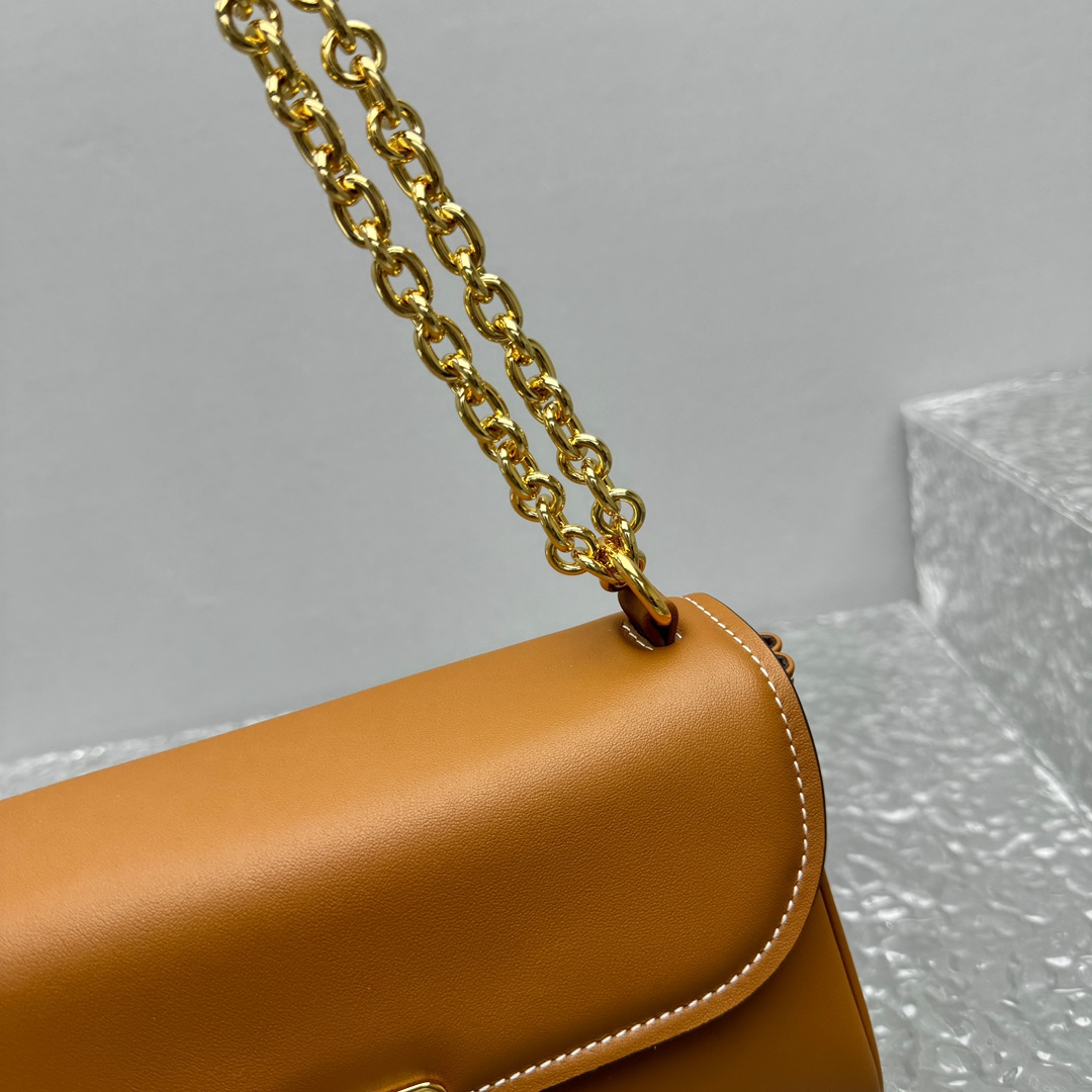 M*um*u leather shoulder bag -25*8*15cm