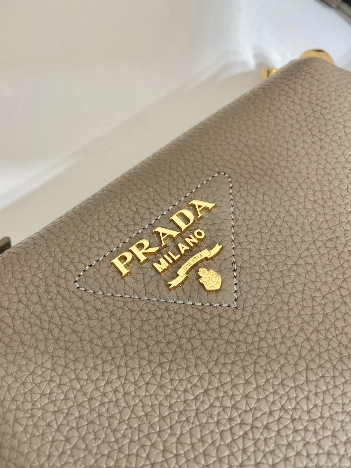 Pra*a leather shoulder bag-1bh194-25*14*6.5cm