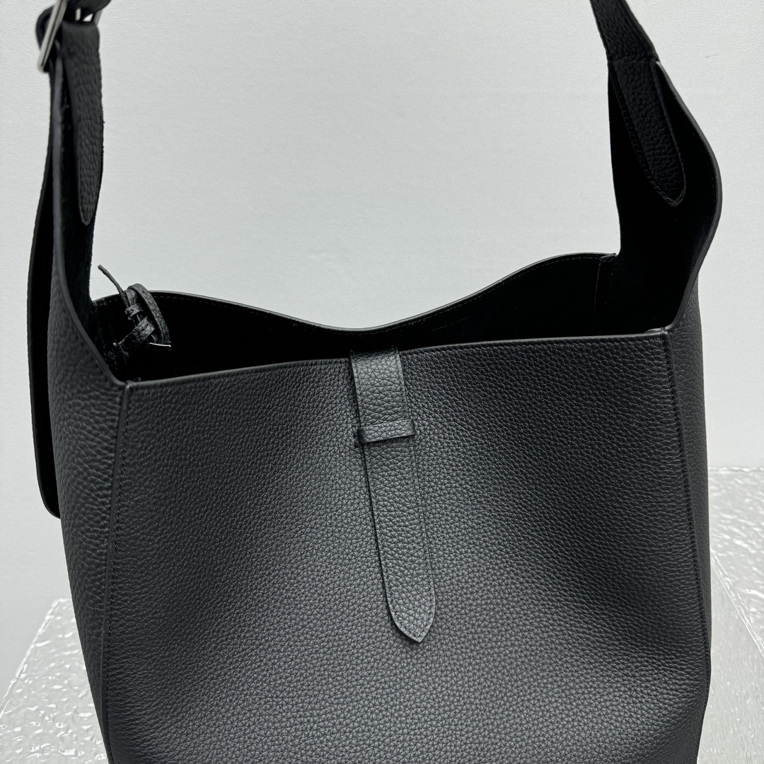 The R0w blake hobo bag-31*34*10cm