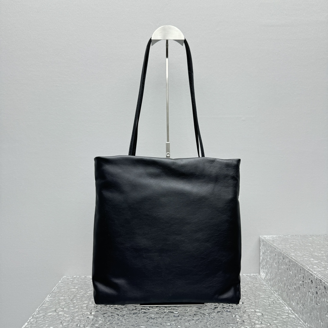 The R0w pim bag-18.5*17.8*1cm