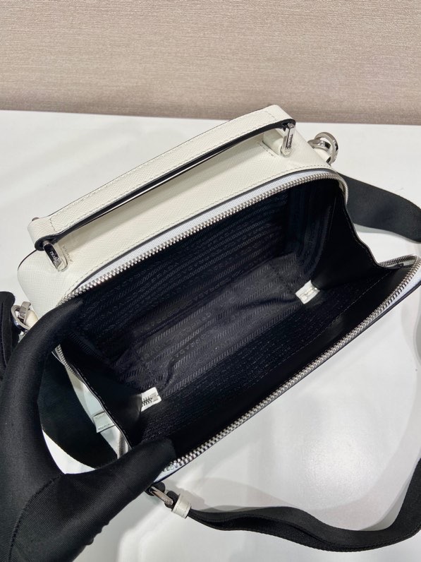 Pra*a brique 2vh069 bag-22*16*6cm