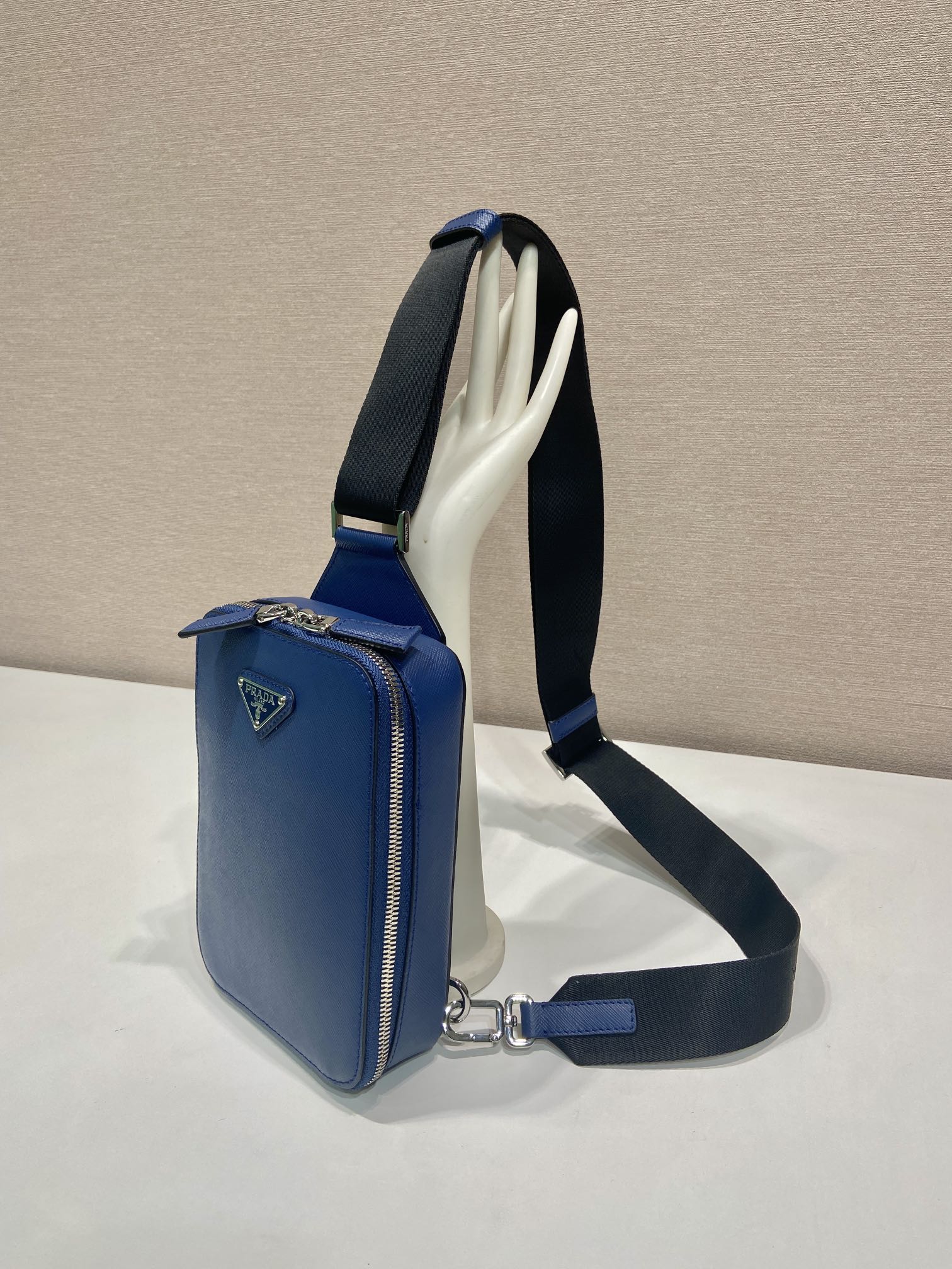 Pra*a 2vz106 Pra*a brique saffiano leather bag-14*20*5cm