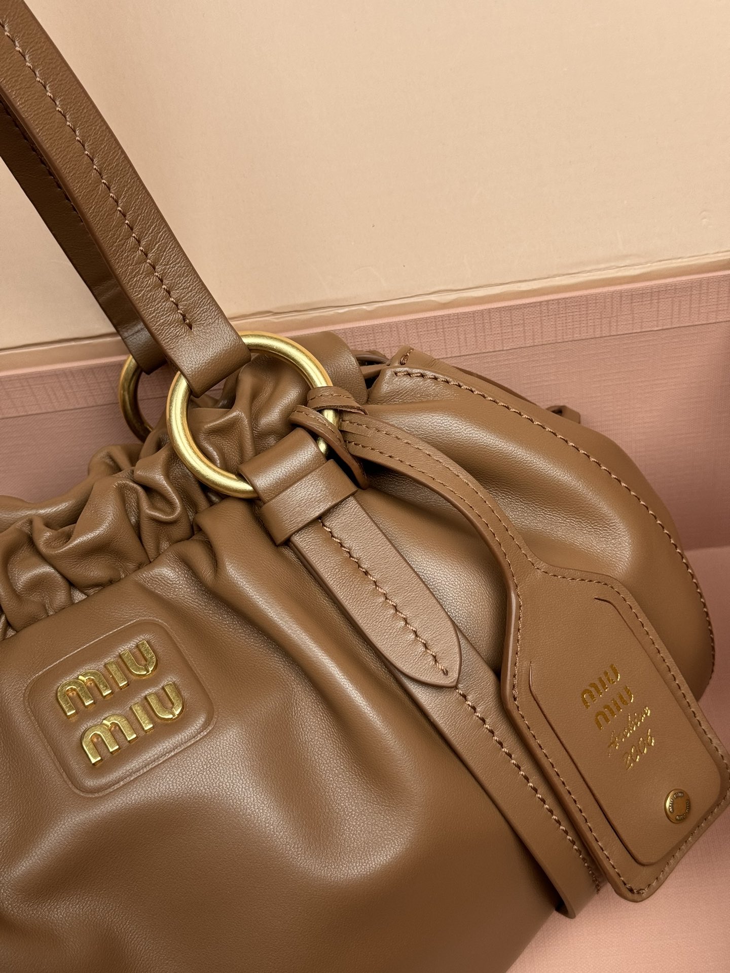 M1um1u joie nappa leather bag-32*16*10.5cm