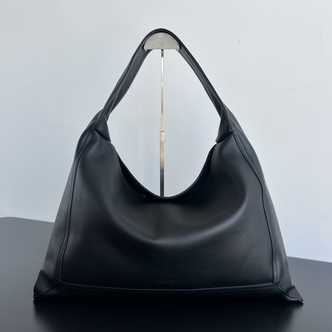 b0tt*ga Ven*ta shoulder bag-54x24x13cm