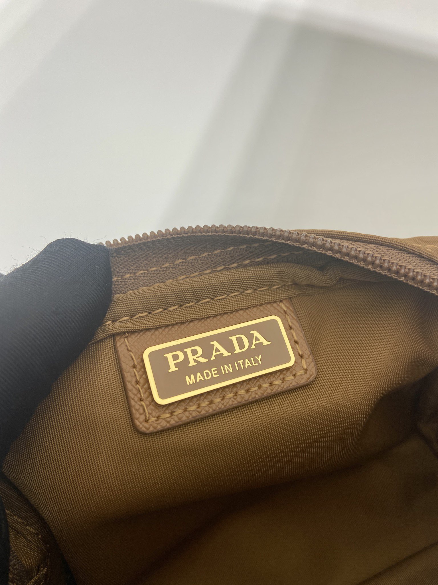 Prad Re-nylon Wallet 1NA339-12*8.5*3.5CM
