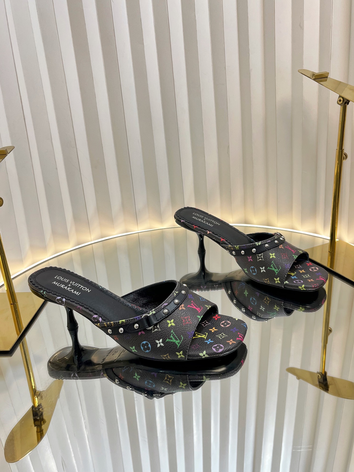 l0vis Vvtt0n sandals-5cm