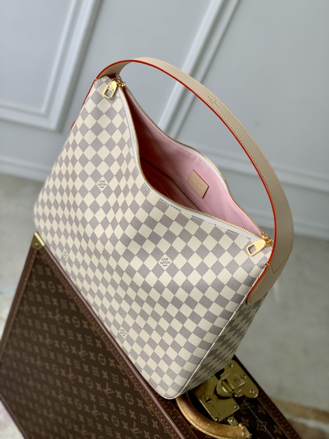 l0vis Vvtt0n slouchy bag-40 x 31 x 11cm