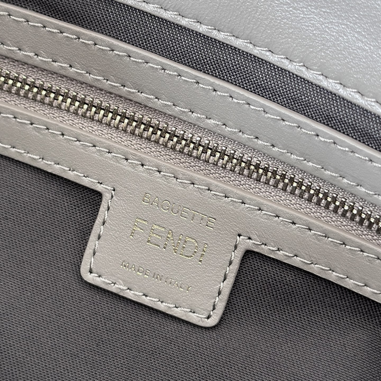 F**di baguette bag-26×5×13cm