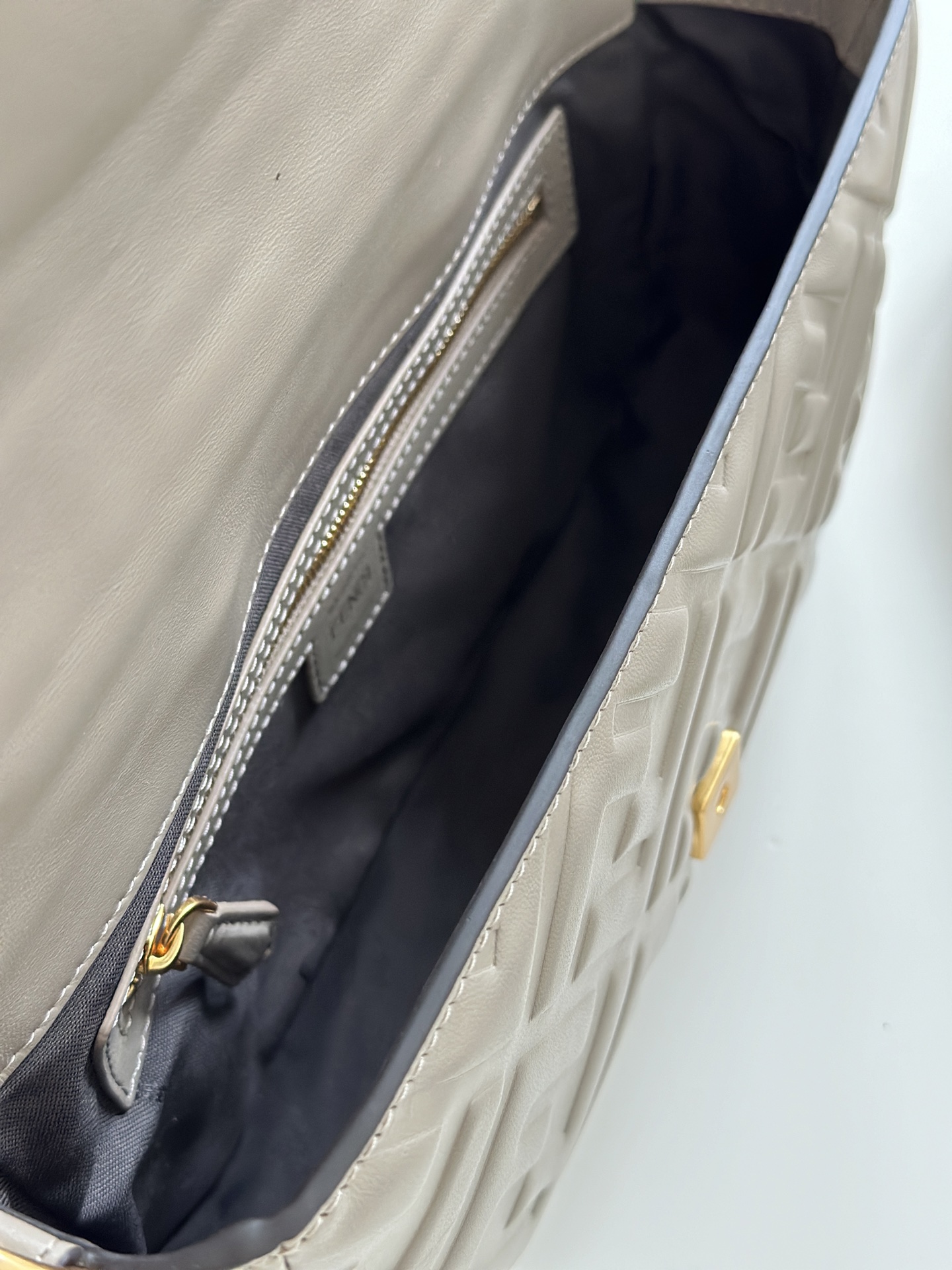 F**di baguette bag-26×5×13cm