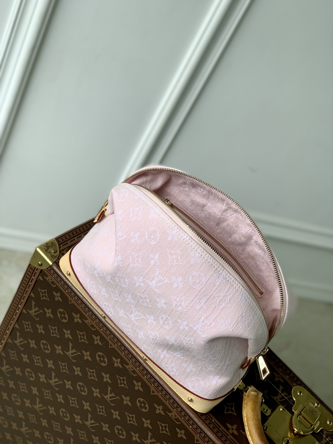 l0vis Vvtt0n pochette cosmétique-27 x 18 x9cm