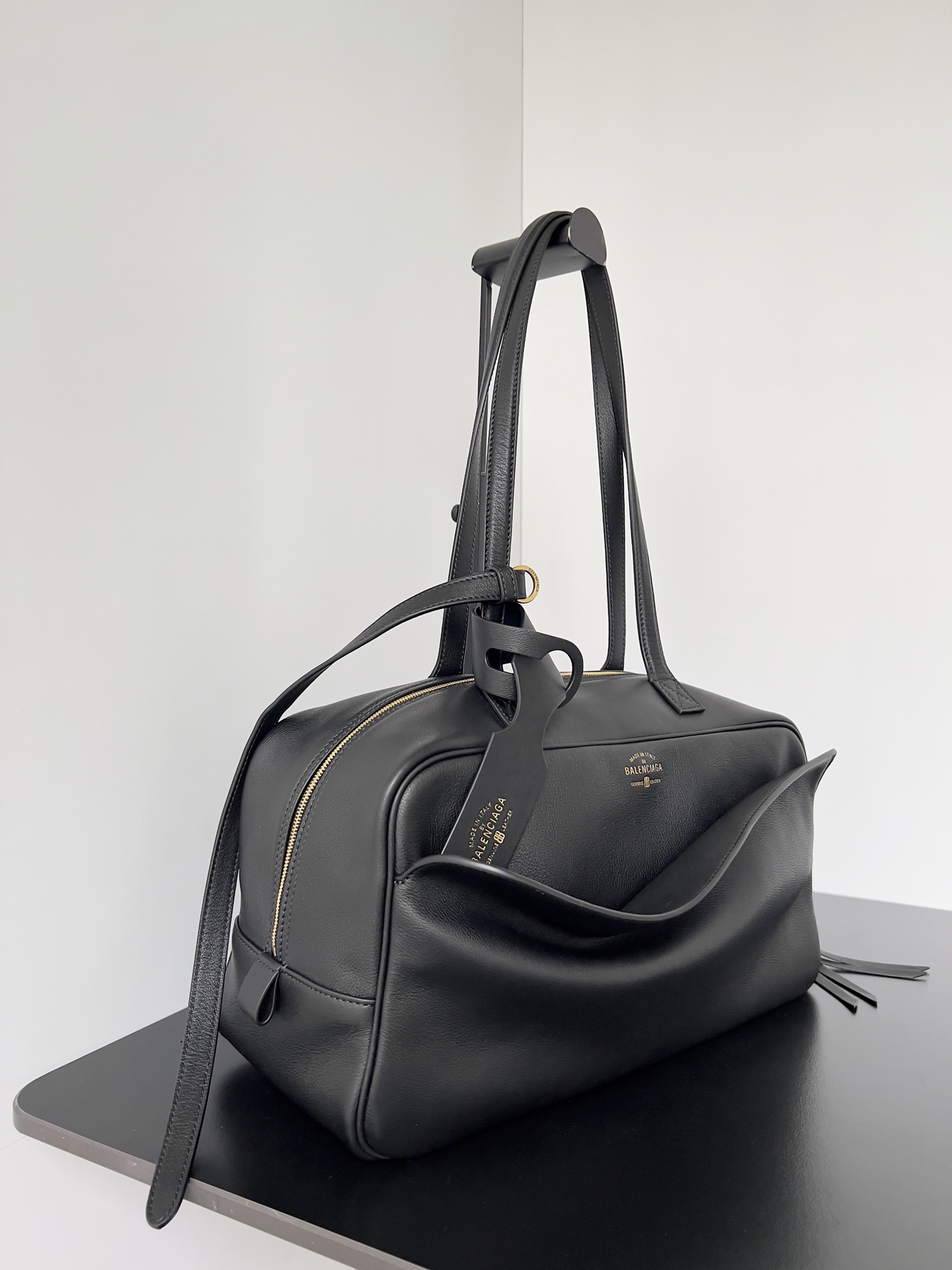 Ba1en*iaga carrie bag-35.8*18.7*16.5cm